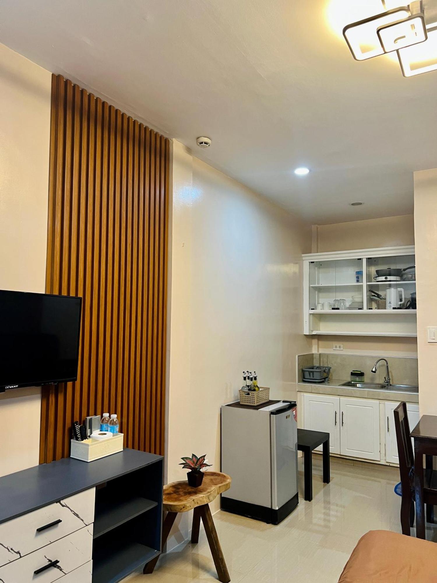 Sky Traveller Suites Panglao Island Exterior photo